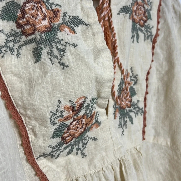 CALLIGRAPHIE Embroidered Floral Boho Tassel Tie Balloon Sleeve Peasant Blouse - Picture 5 of 11